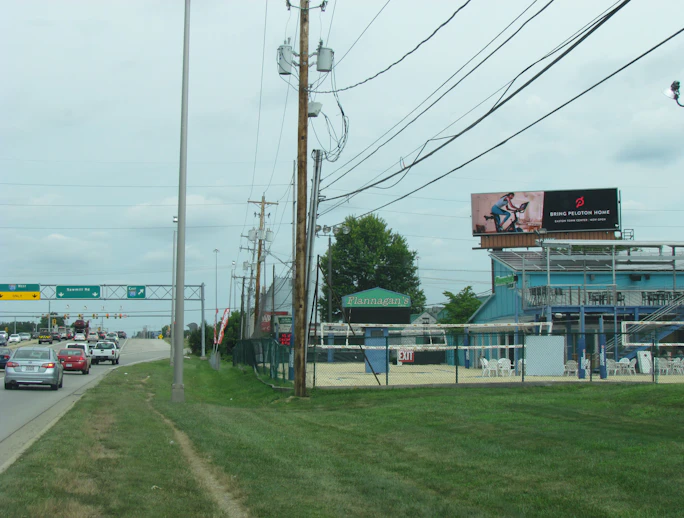 Ohio Columbus/Columbus Billboards Lamar Advertising Peloton Ad